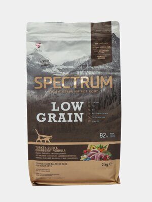 Spectrum Low Grain Сухой низко зерновой корм для кошек с индейкой уткой и клюквой Упаковка 2 кг